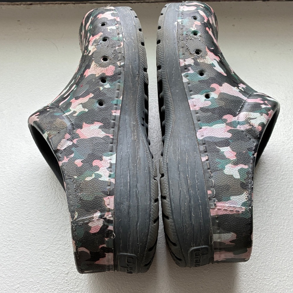 Dansko Kane Camouflage Clogs for Women - Picture 6 of 7